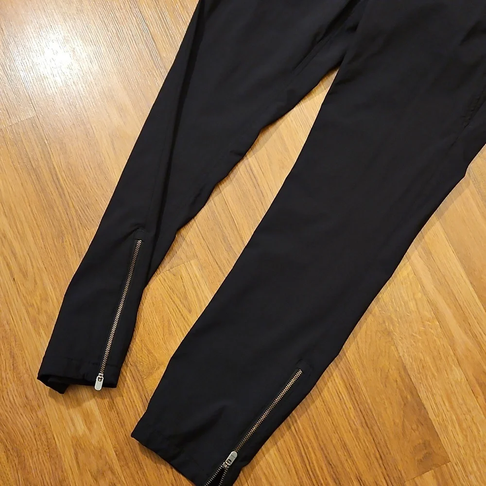 Athleta Black Pants with Zipper Details Size 12 - Picture 8 of 8